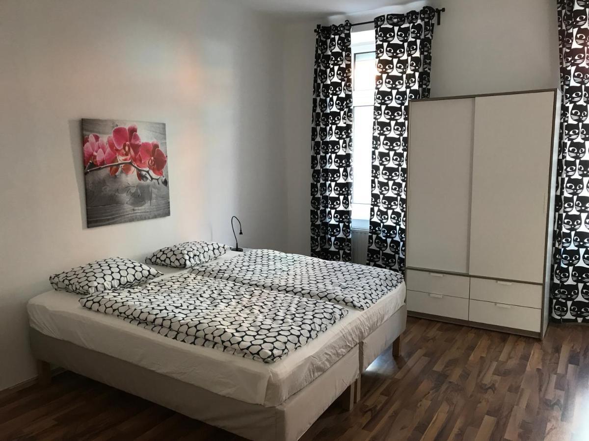 Apartments Near Schoenbrunn Palace Wien Ngoại thất bức ảnh