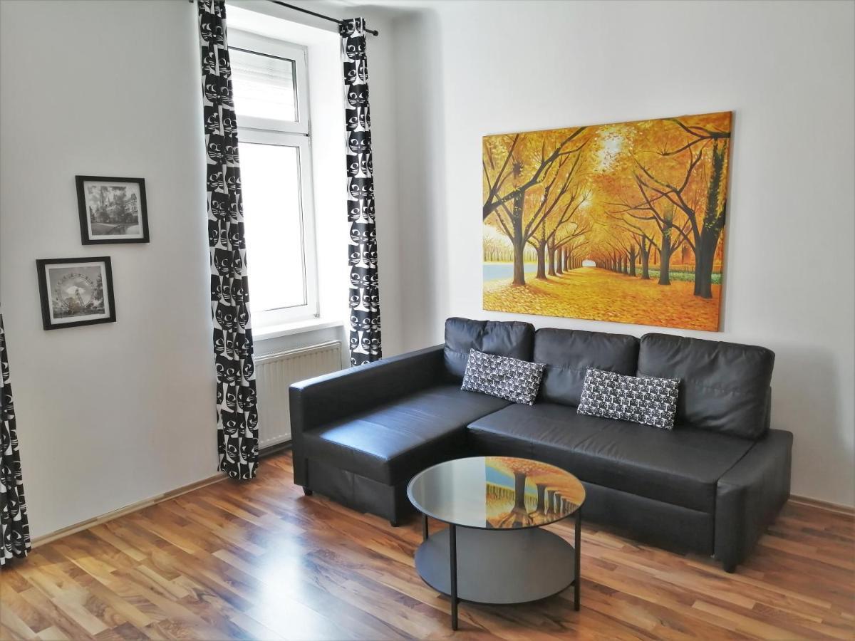 Apartments Near Schoenbrunn Palace Wien Ngoại thất bức ảnh