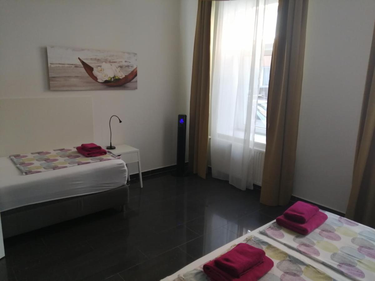 Apartments Near Schoenbrunn Palace Wien Ngoại thất bức ảnh